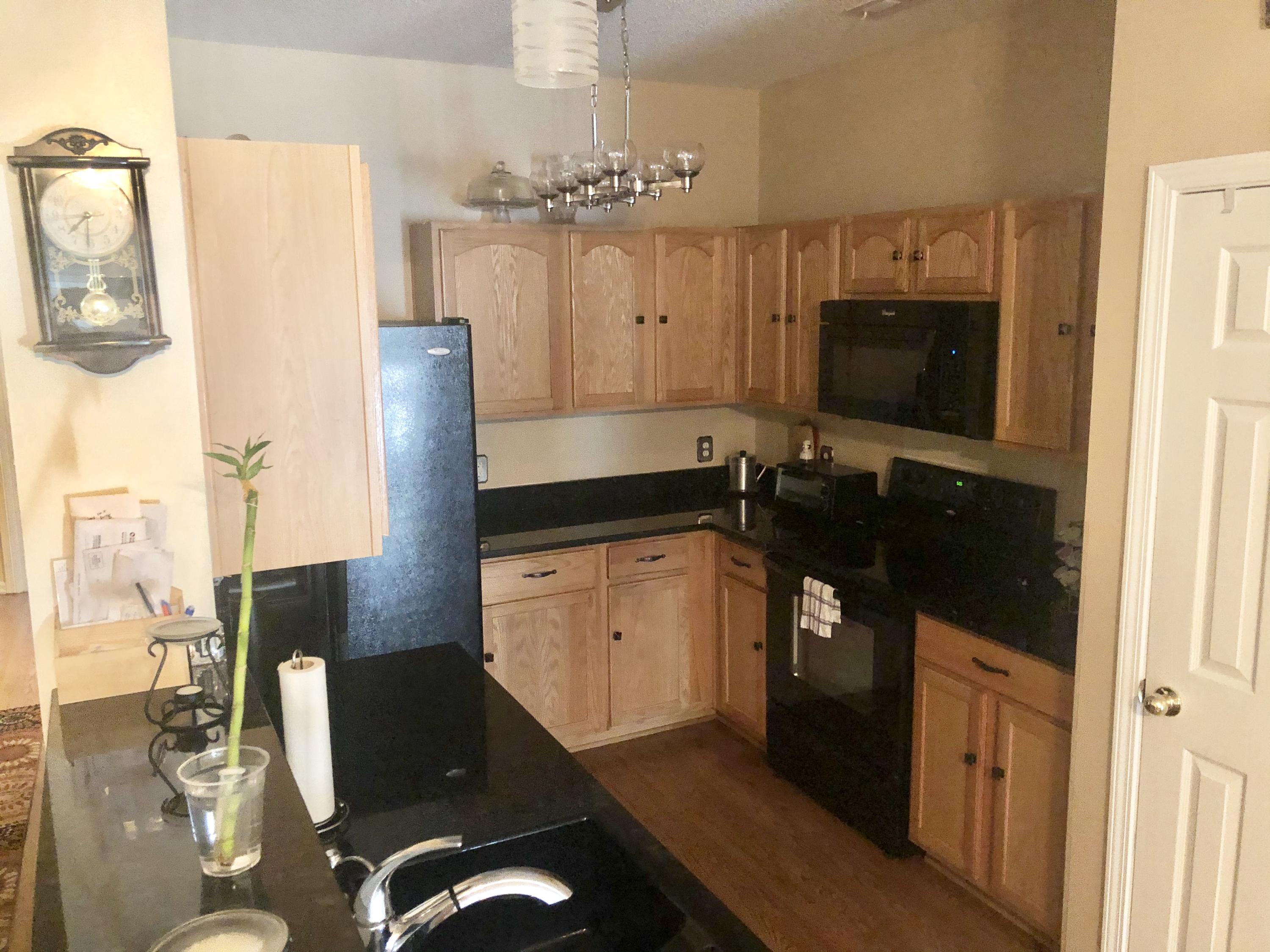 237 Brookshire Road Goose Creek, SC 29445 - Photo 8 of 22 033DCCA6-785B-45B3-ADD6-59951E3A935D