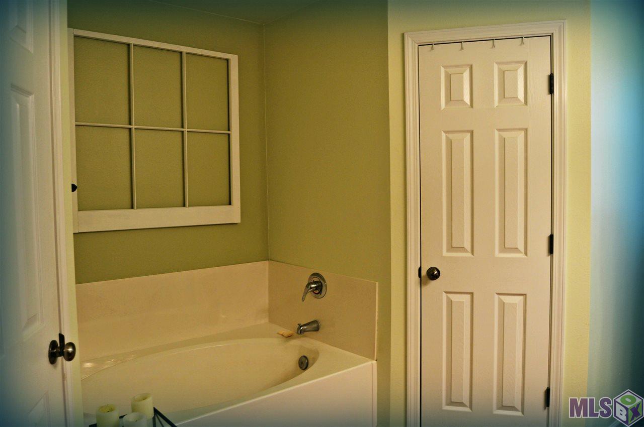 34016 Clinton Allen Road Denham Springs, LA 70706 - Photo 12 of 17