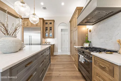 $899,999 | 106 Sea Is Lane, Youngsville, LA 70592