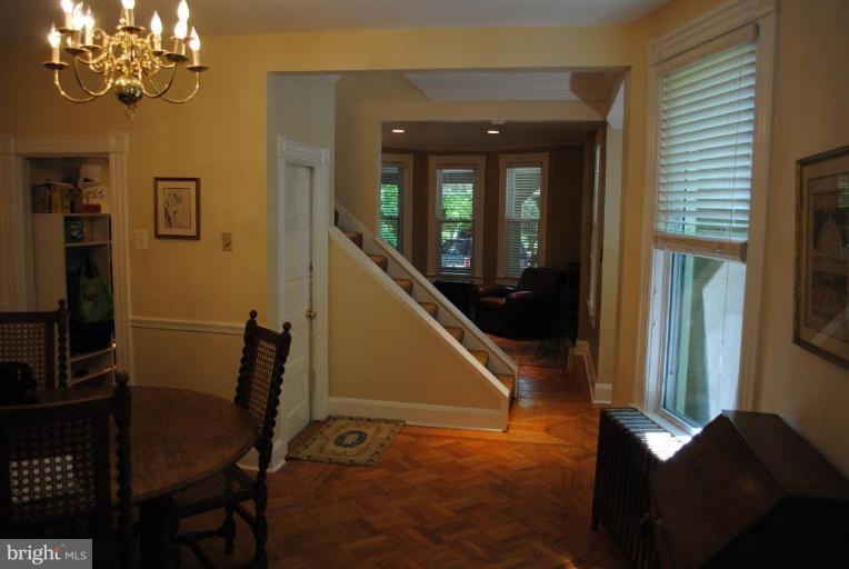 4524 Schenley Road Baltimore, MD 21210 - Photo 5 of 15 Dining Room