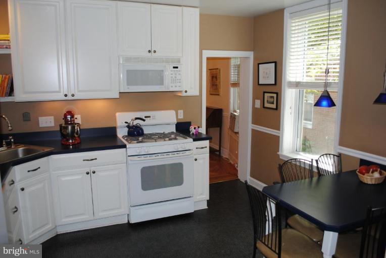4524 Schenley Road Baltimore, MD 21210 - Photo 6 of 15 Kitchen
