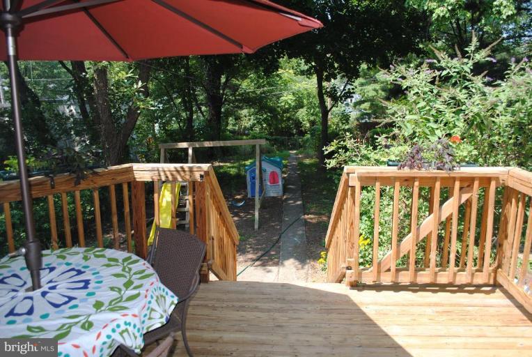 4524 Schenley Road Baltimore, MD 21210 - Photo 7 of 15 Deck