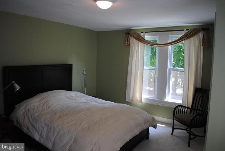 4524 Schenley Road Baltimore, MD 21210 - Photo 9 of 15 Master Bedroom