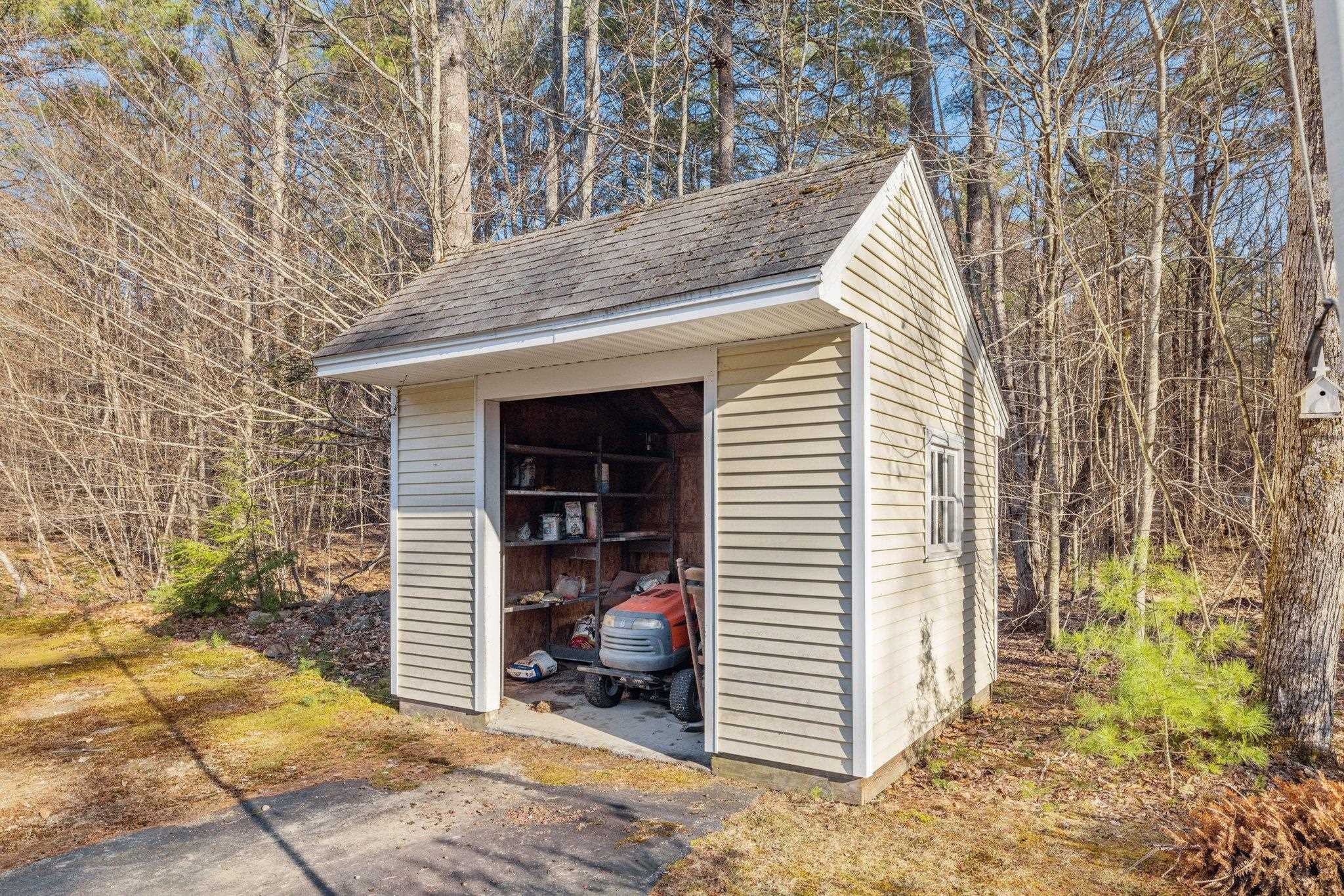 554 Salisbury Road Franklin, NH 03235 - Photo 29 of 33