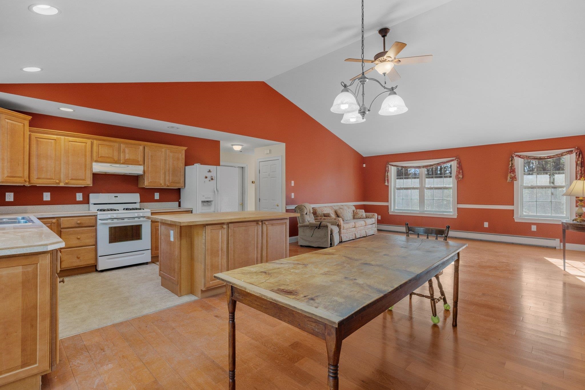 554 Salisbury Road Franklin, NH 03235 - Photo 8 of 33