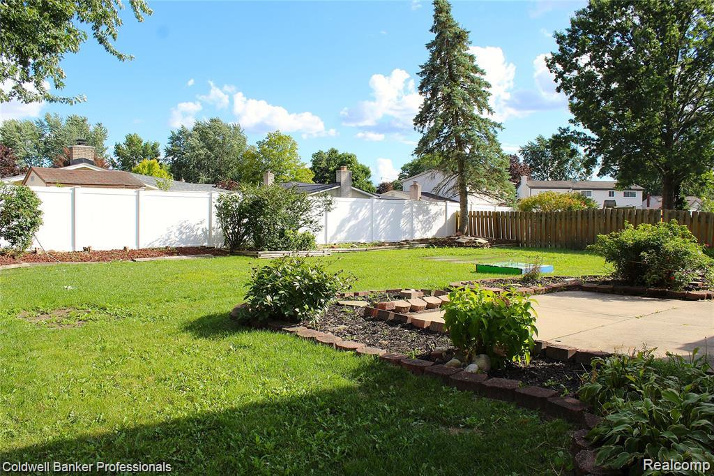 44227 Brandywyne Road Canton, MI 48187 - Photo 23 of 25