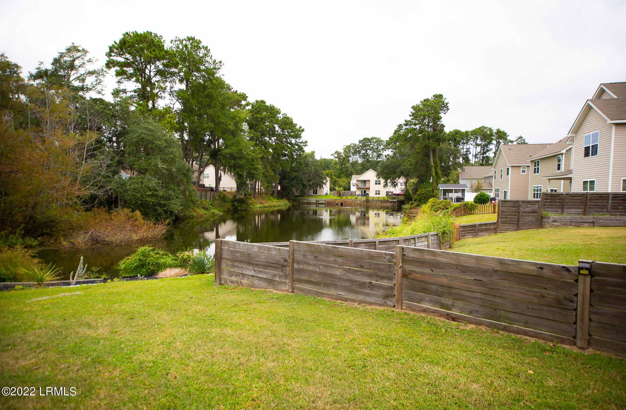 128 Glory Road Beaufort, SC 29906 - Photo 3 of 44 IMG_8108