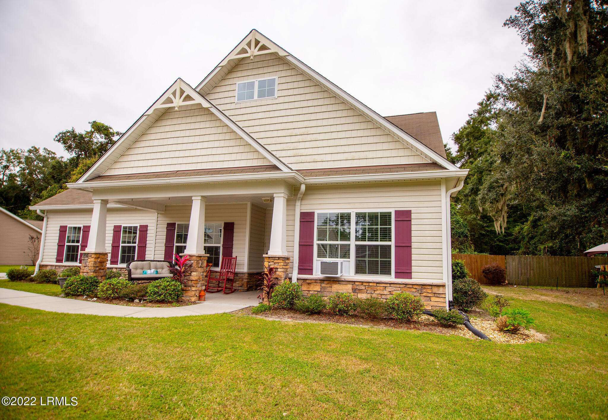 128 Glory Road Beaufort, SC 29906 - Photo 4 of 44 Front