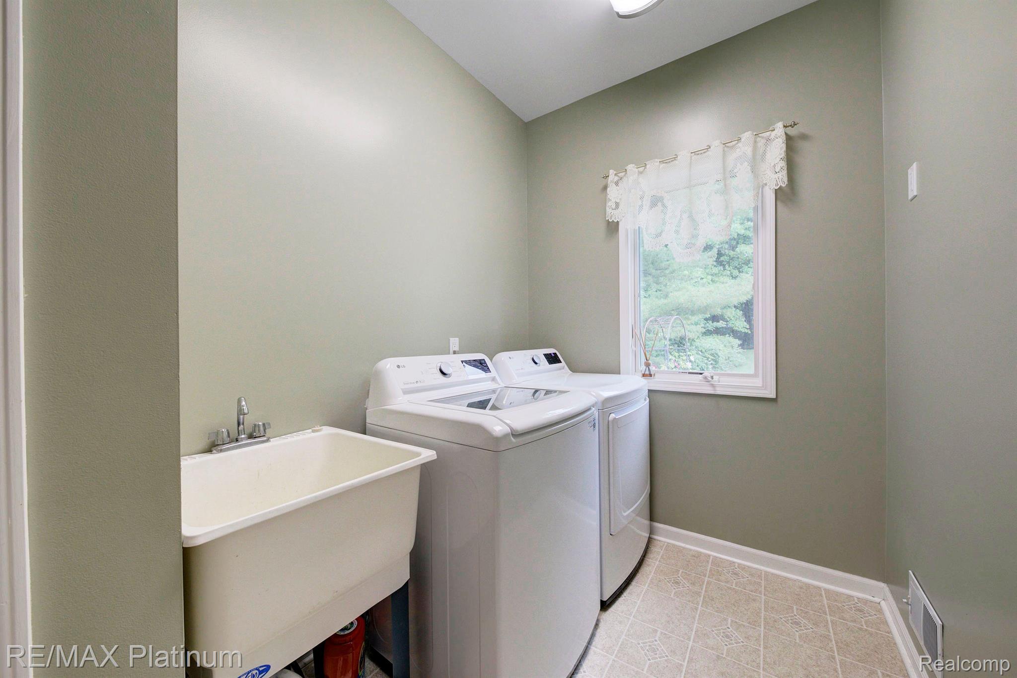 3717 Curdy Road Howell, MI 48855 - Photo 65 of 75 Gallery Image 65