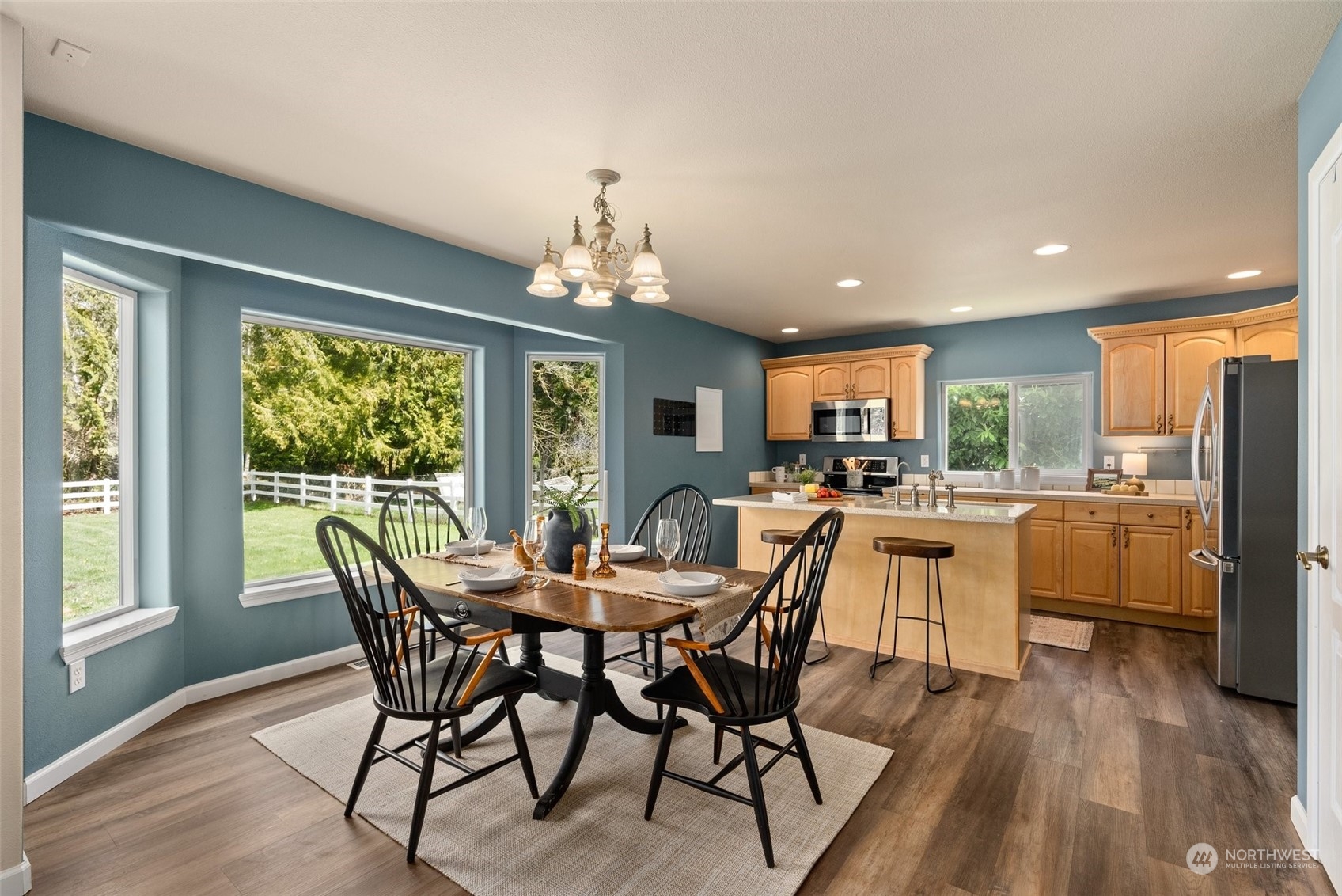 4105 Cooper Point Road Northwest Olympia, WA 98502 - Photo 15 of 40 Gallery Image 15