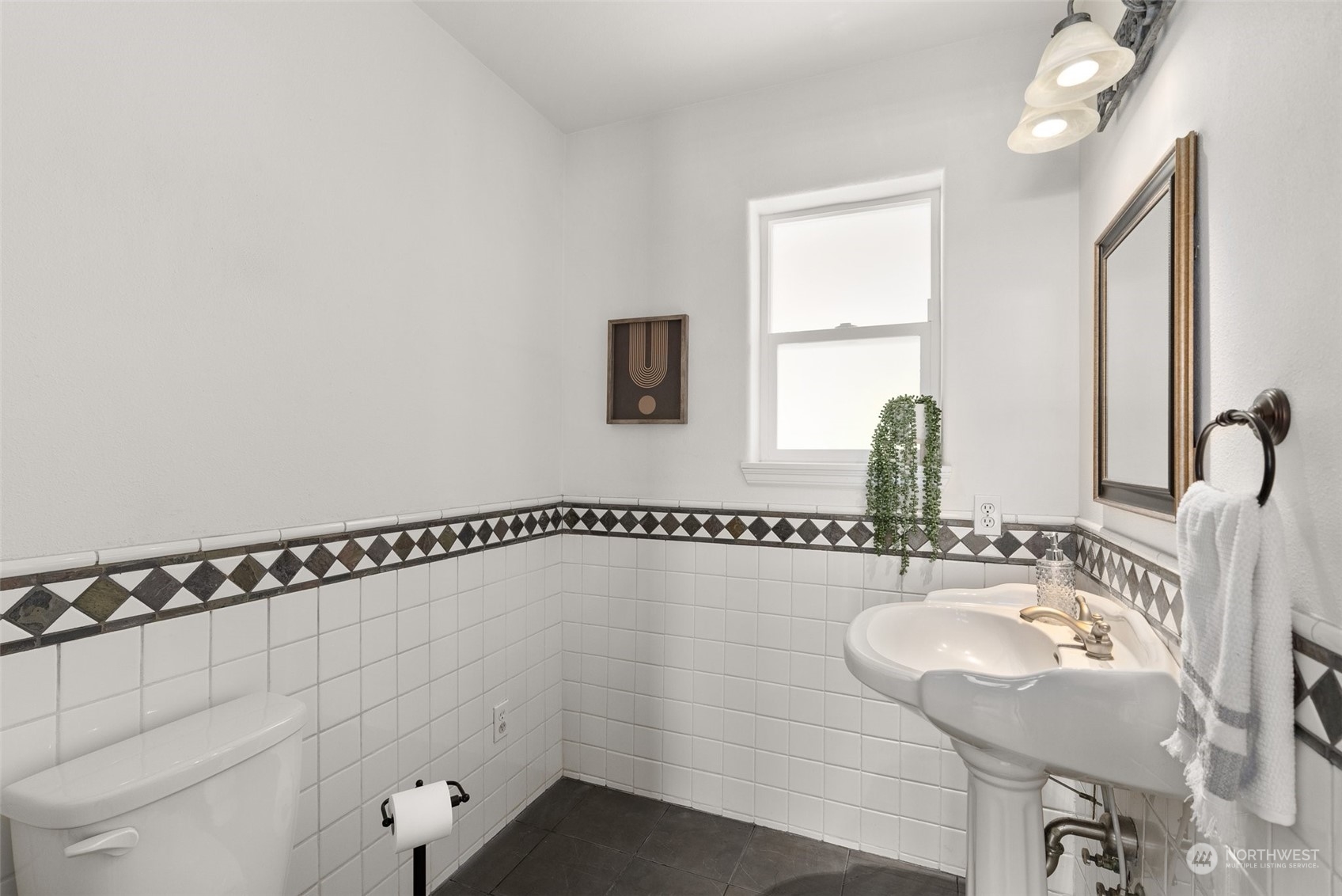 4105 Cooper Point Road Northwest Olympia, WA 98502 - Photo 32 of 40 Gallery Image 32