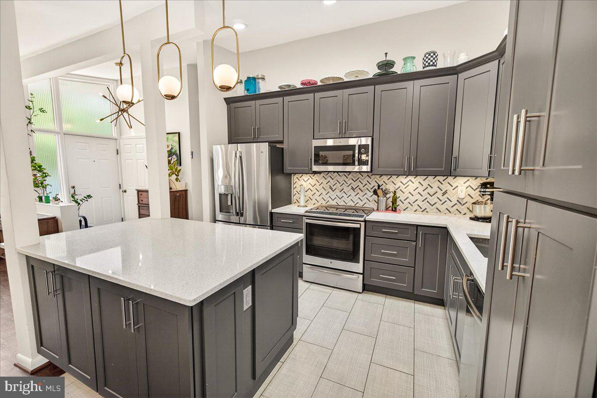 707 Hyde Road Silver Spring, MD 20902 - Photo 17 of 68