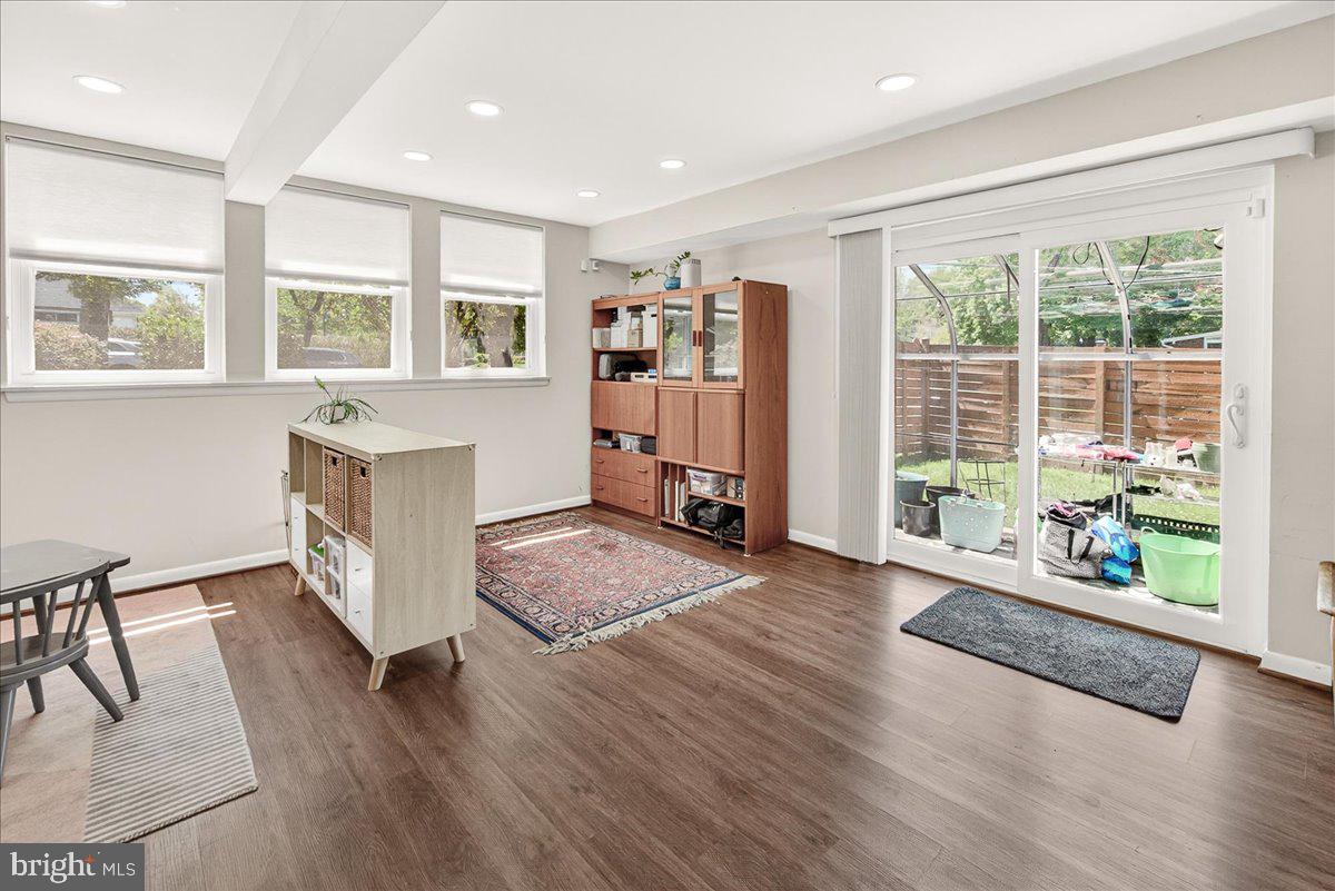 707 Hyde Road Silver Spring, MD 20902 - Photo 38 of 68