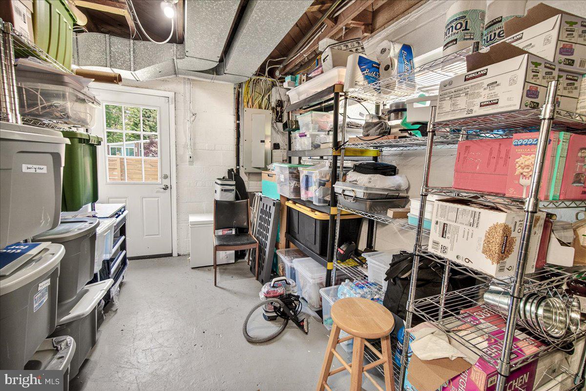 707 Hyde Road Silver Spring, MD 20902 - Photo 45 of 68
