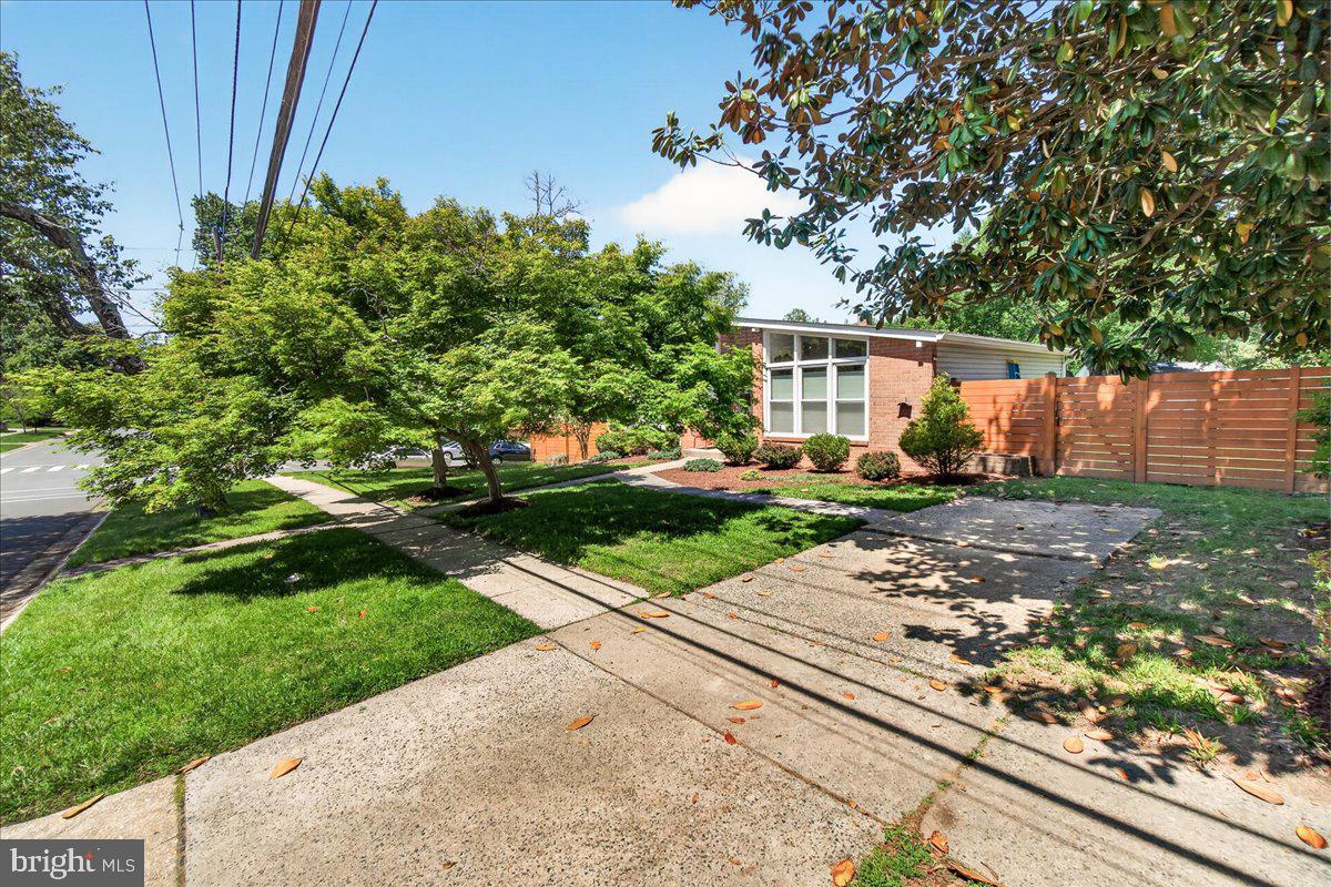 707 Hyde Road Silver Spring, MD 20902 - Photo 48 of 68