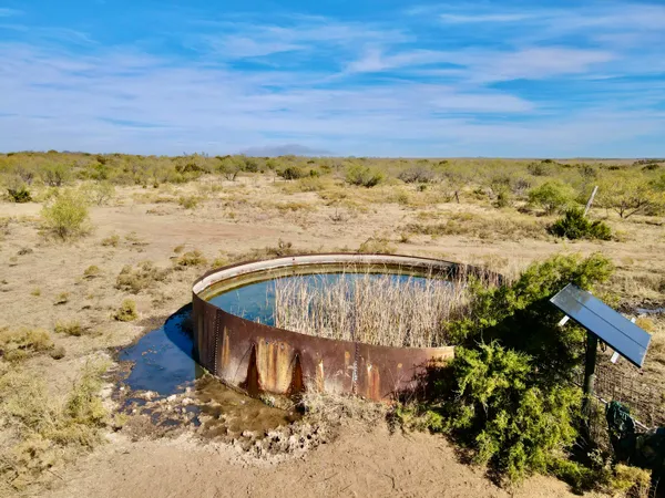 $1,767,600 | 7 A Co Road, Clarendon, TX 79226