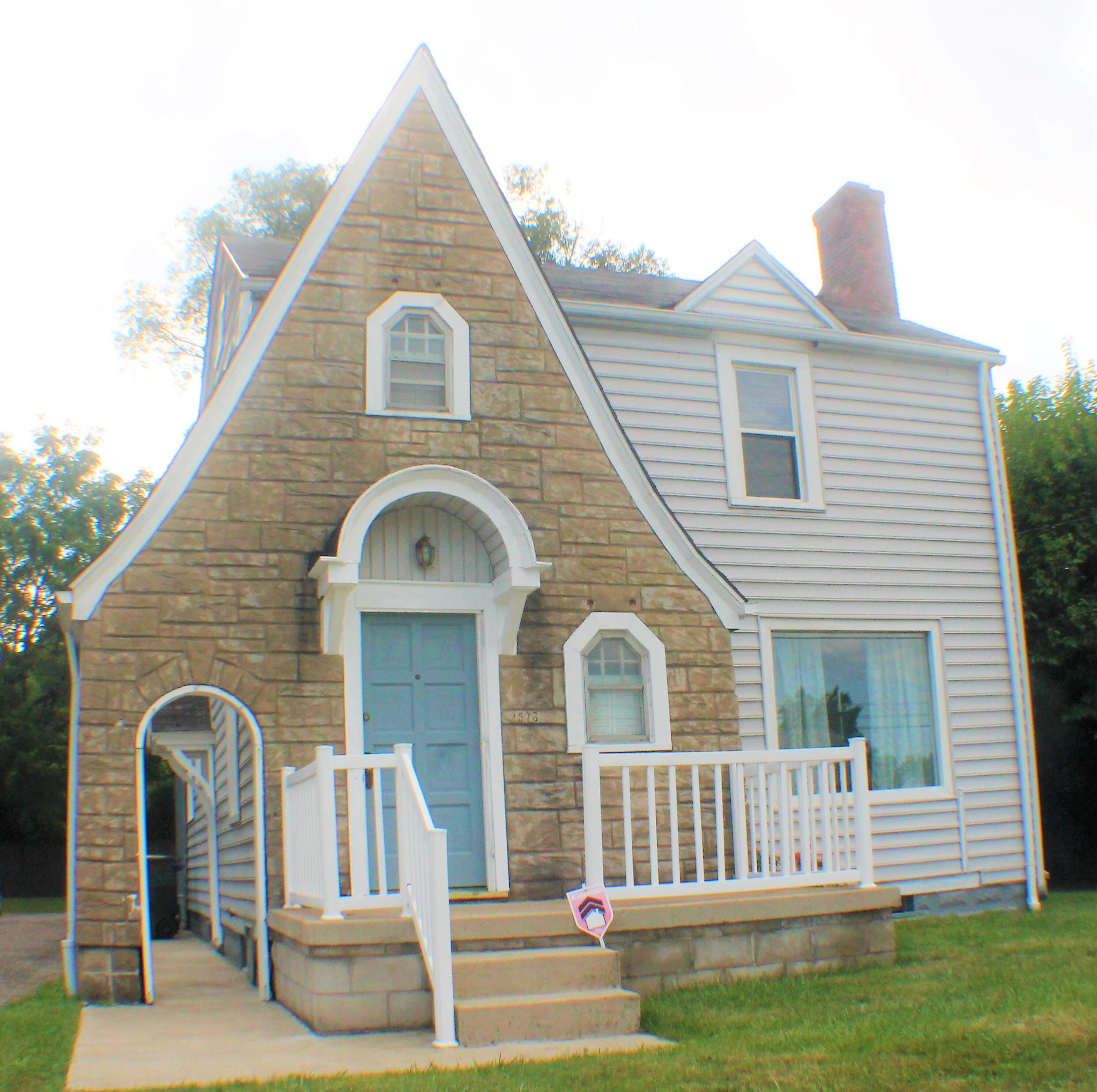 2578 Lockbourne Road Columbus, OH 43207 - Photo 1 of 34