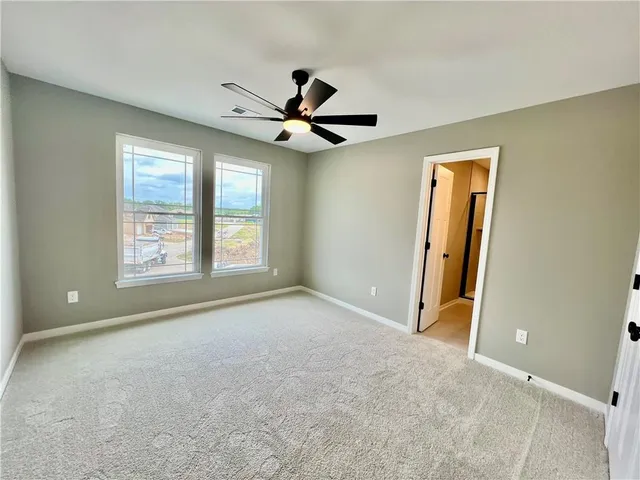 $580,400 | 1972 Longview Drive, Liberty, MO 64068