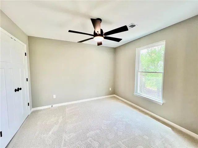 $580,400 | 1972 Longview Drive, Liberty, MO 64068