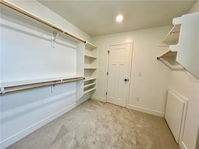 $580,400 | 1972 Longview Drive, Liberty, MO 64068