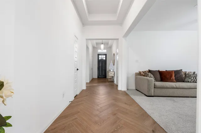 $2,850 | 11918 Autumn Leaf Drive, Mont Belvieu, TX 77535