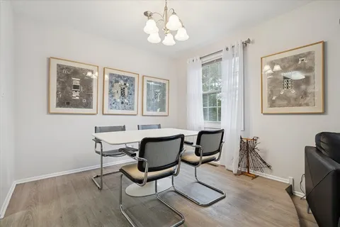 $269,000 | 1230 Park Avenue West, Unit 213, Highland Park, IL 60035