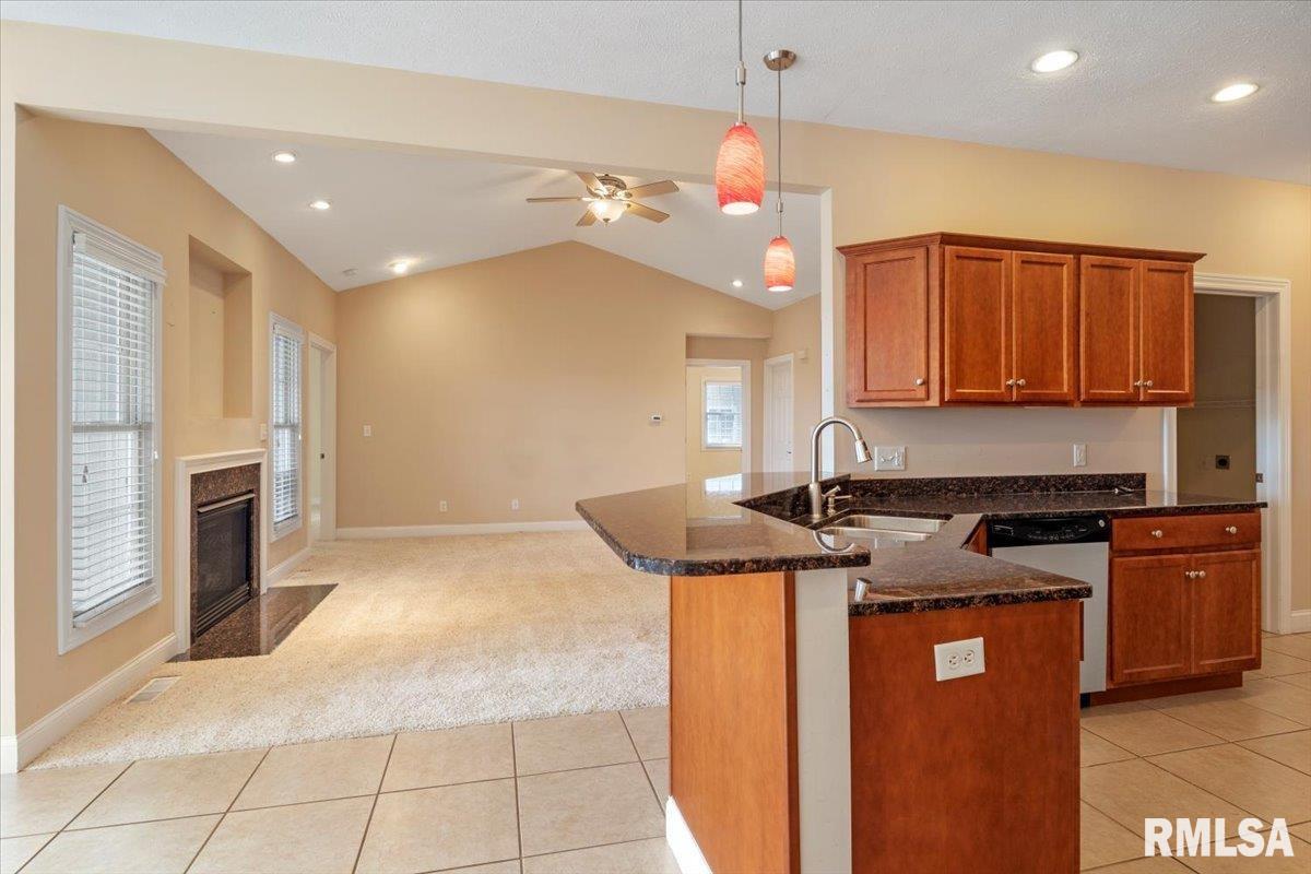 4802 Leah Drive Springfield, IL 62711 - Photo 11 of 35