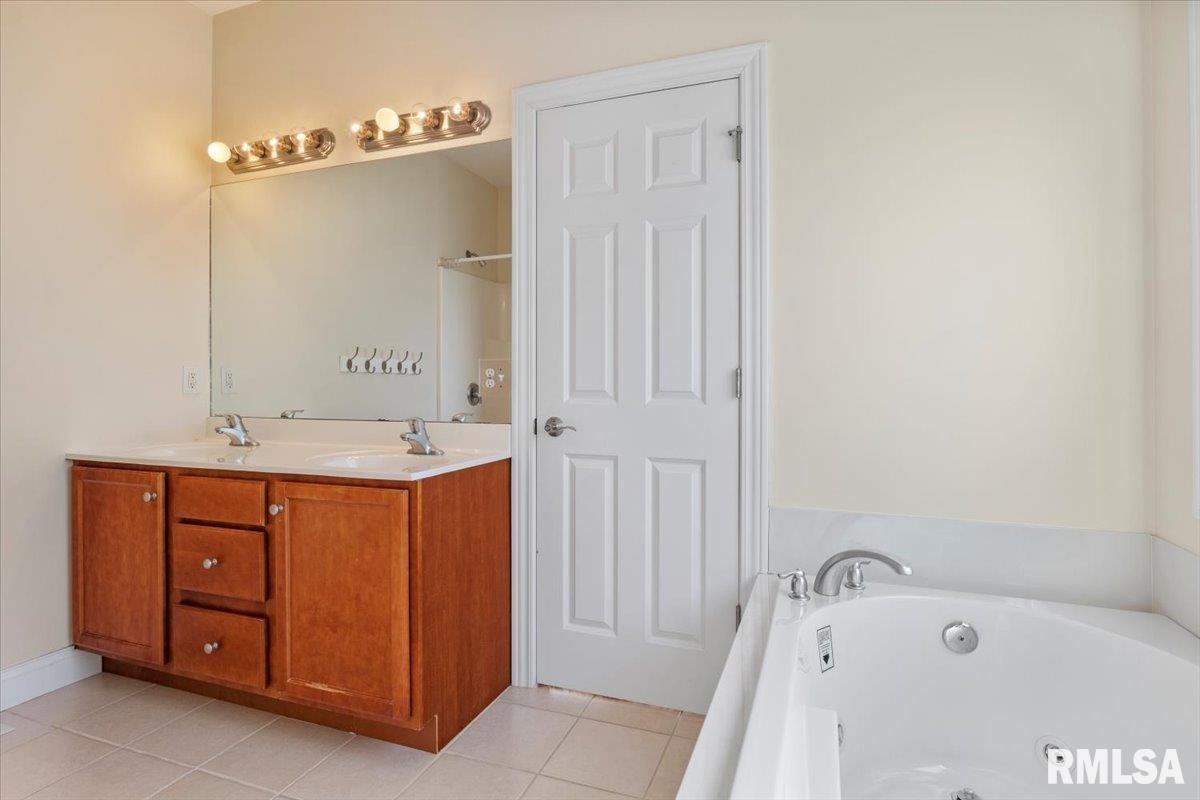4802 Leah Drive Springfield, IL 62711 - Photo 29 of 35