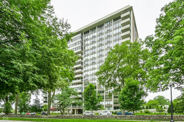 $365,000 | 4000 North Meridian Street, Unit 14D, Indianapolis, IN 46208