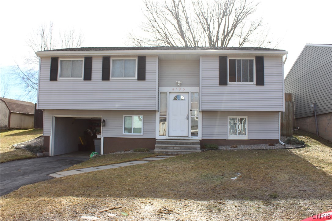 4195 Burningtree Road Clay, NY 13090 - Photo 1 of 28 4195 Burningtree