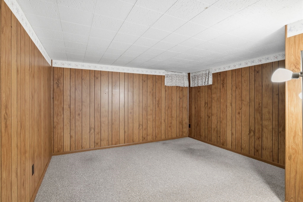 33 Druid Hill Road Springfield, MA 01129 - Photo 32 of 40