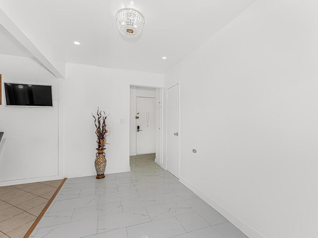 2866 Marion Avenue, Unit 6J Bronx, NY 10458 - Photo 3 of 12