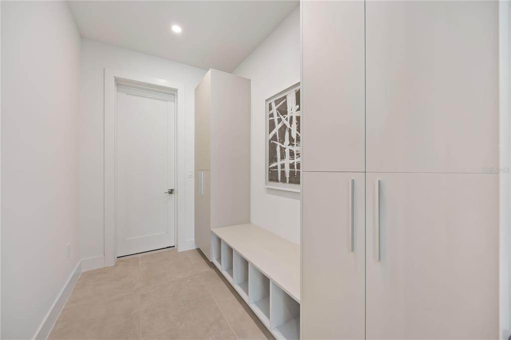 2590 Floyd Street Sarasota, FL 34239 - Photo 57 of 73