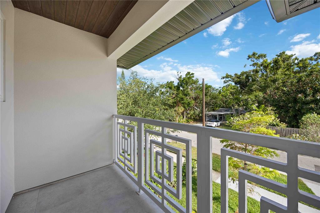 2590 Floyd Street Sarasota, FL 34239 - Photo 61 of 73