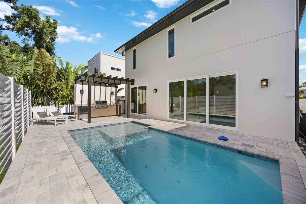 2590 Floyd Street Sarasota, FL 34239 - Photo 68 of 73