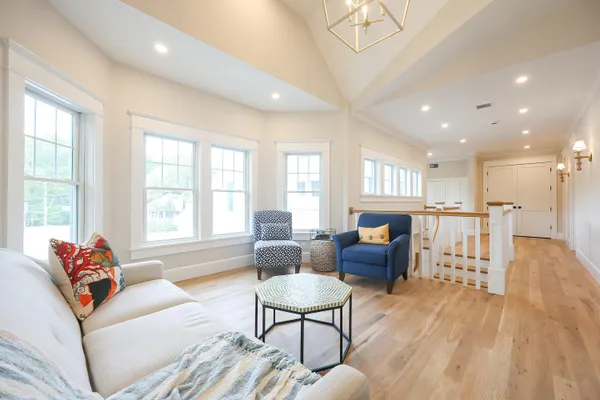 $4,989,000 | 28 Quaker Run Road, Mashpee, MA 02649