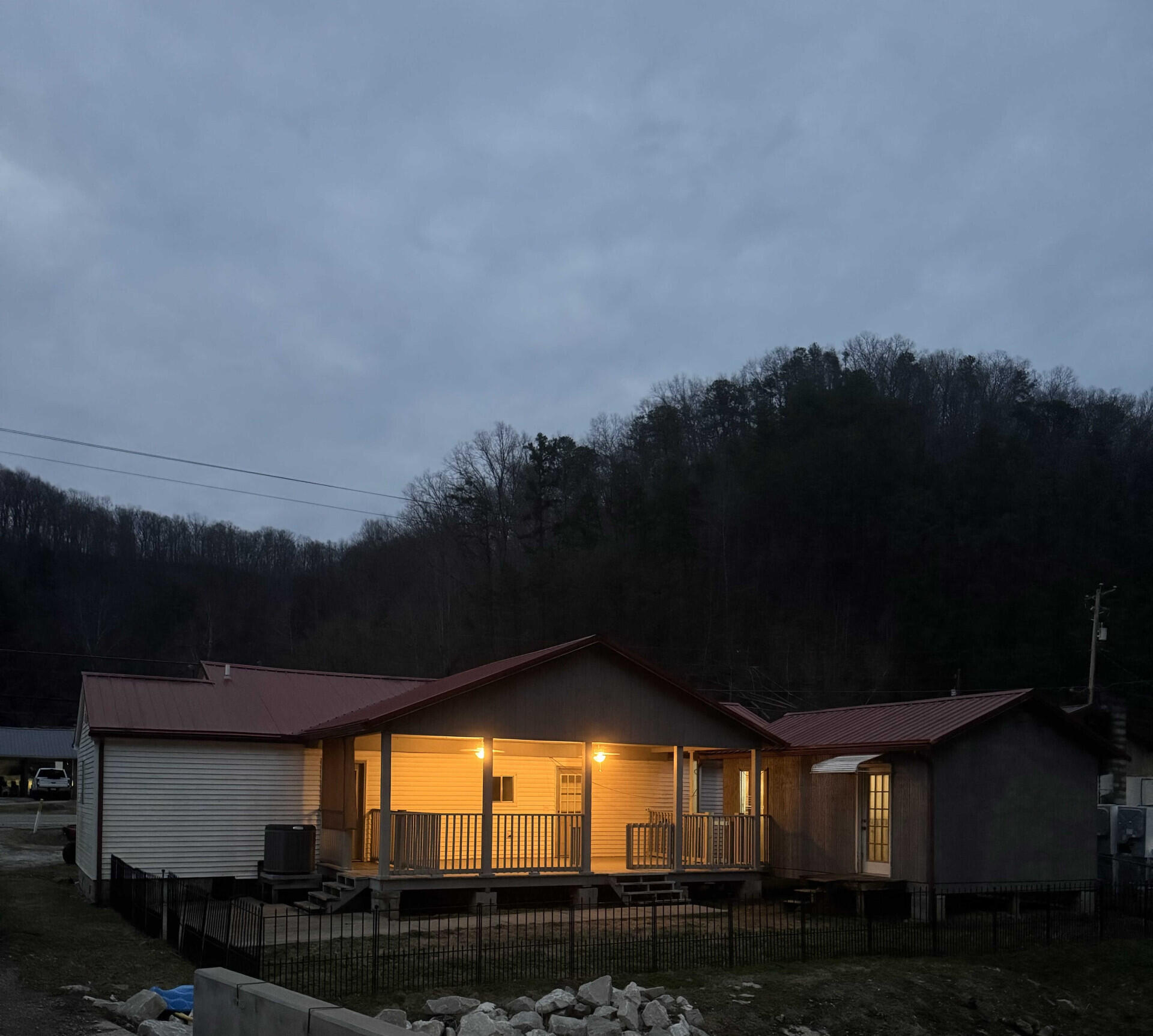 2262 Blacklog Road Inez, KY 41224 - Photo 5 of 16 2262BlacklogRoad_52830_5