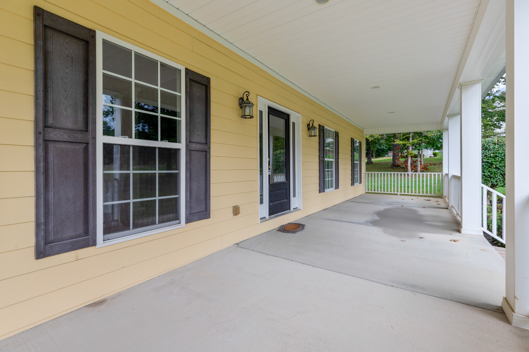 100 Kimberly Way Dickson, TN 37055 - Photo 6 of 34 a view of front door