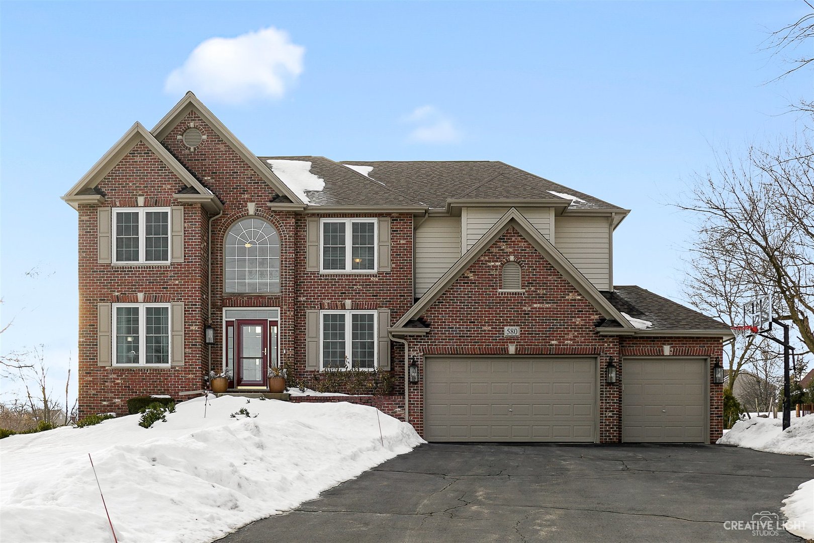 580 Sayer Road Bartlett, IL 60103 - Photo 1 of 38 Gallery Image 1