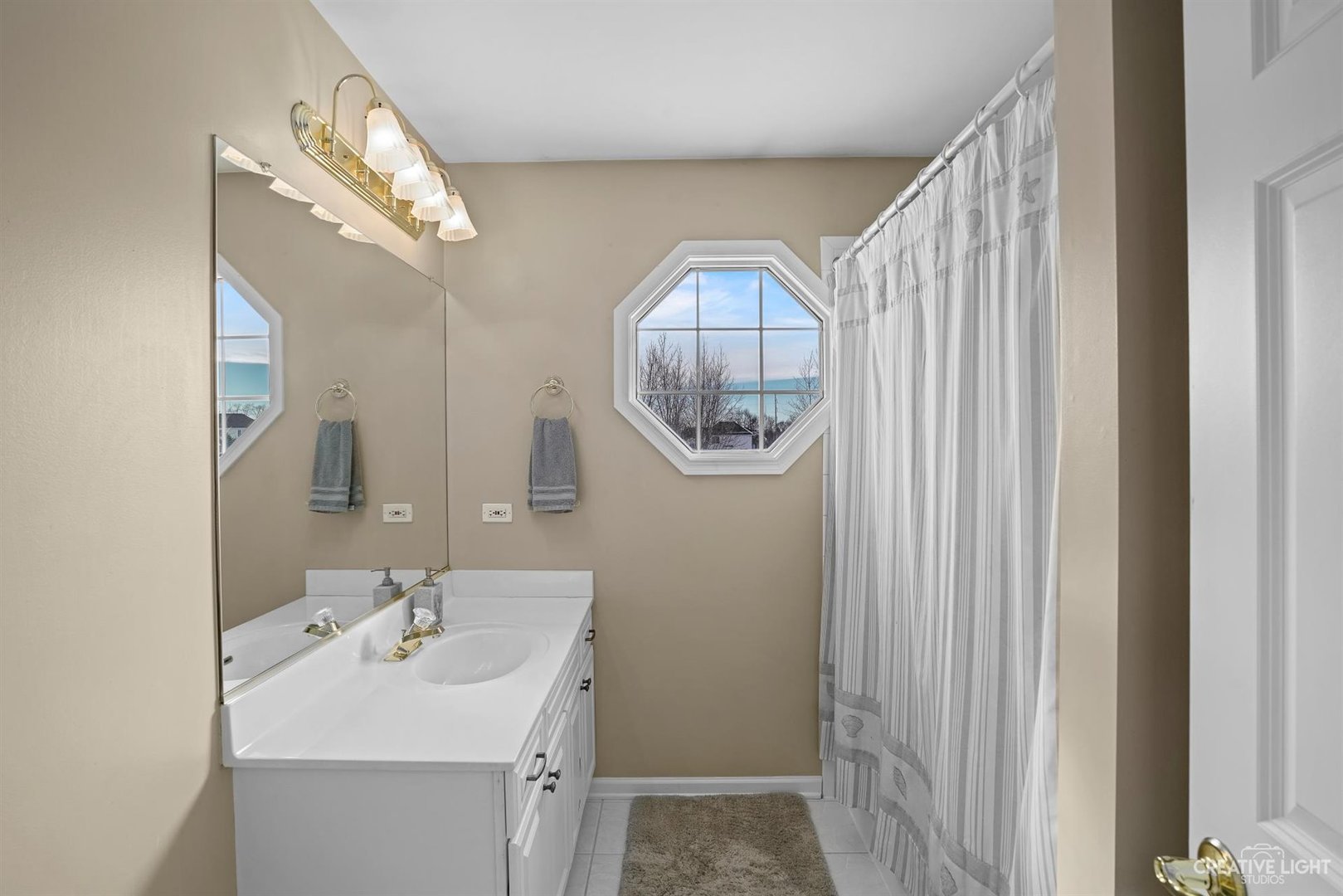 580 Sayer Road Bartlett, IL 60103 - Photo 22 of 38 Gallery Image 22
