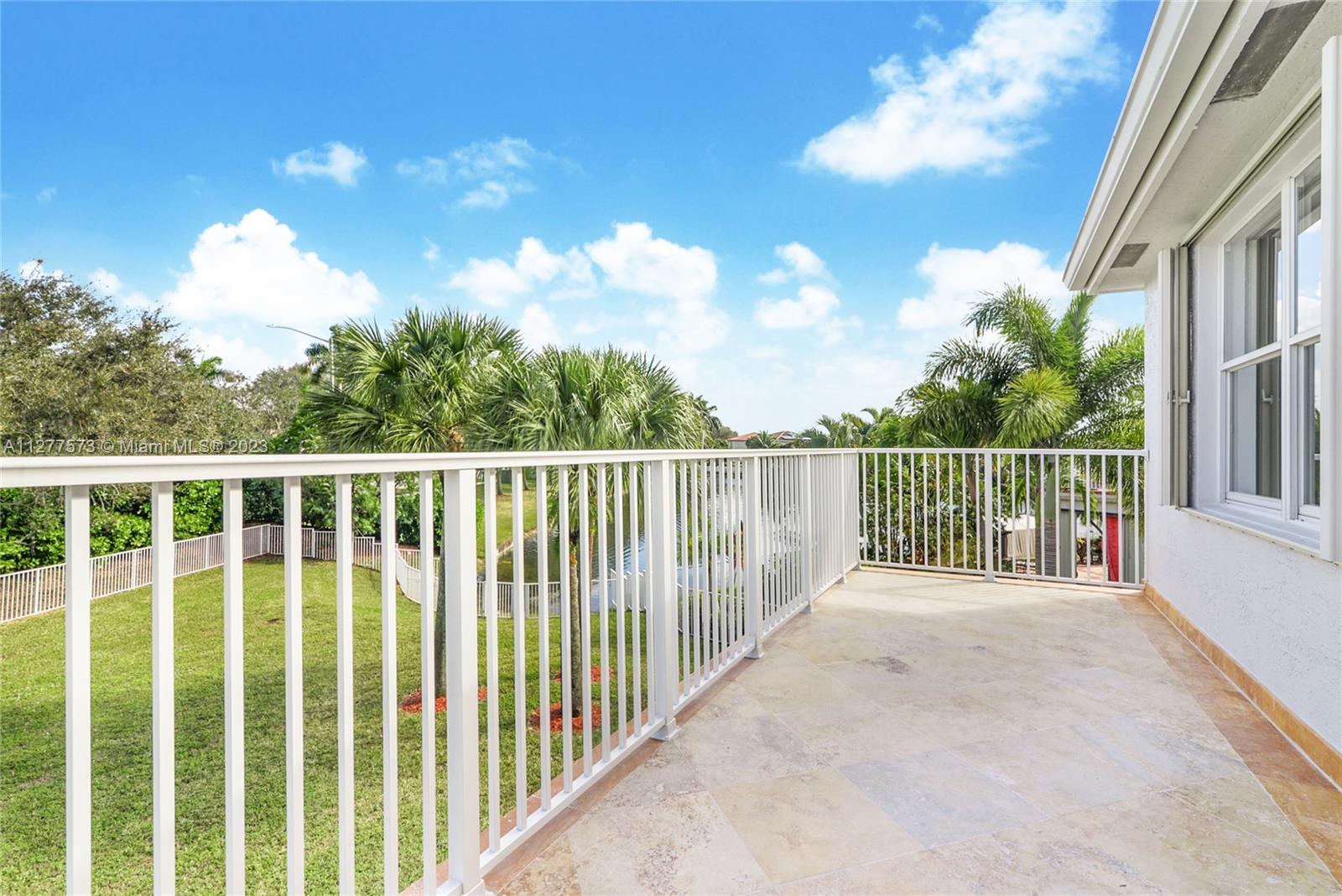 Silver Falls Miramar, FL 33027 - Photo 16 of 46