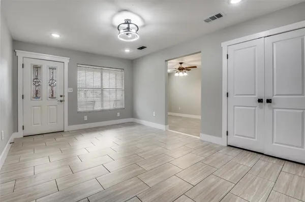 $2,100 | 1326 Johns Avenue, Lancaster, TX 75134