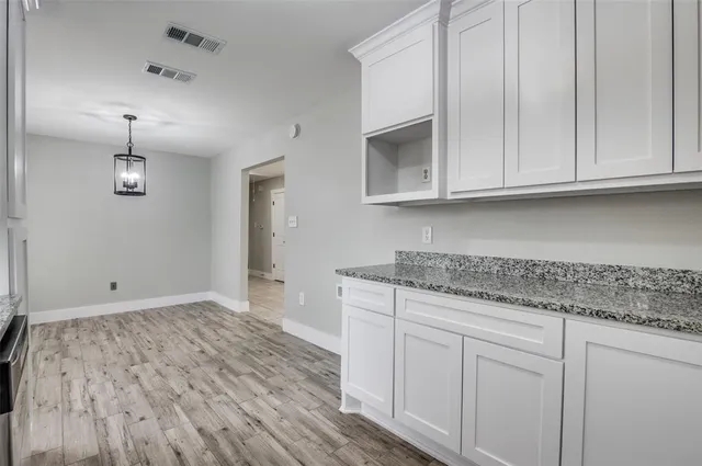 $2,100 | 1326 Johns Avenue, Lancaster, TX 75134