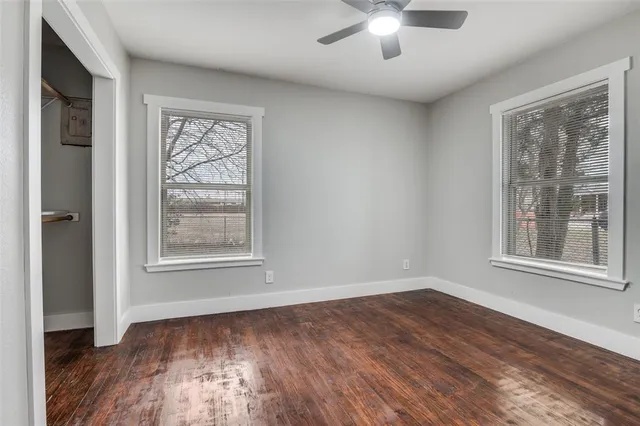 $2,100 | 1326 Johns Avenue, Lancaster, TX 75134