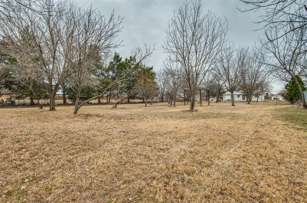 $2,100 | 1326 Johns Avenue, Lancaster, TX 75134