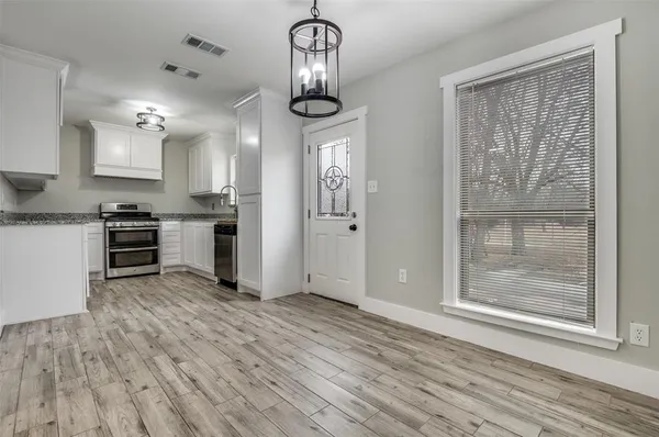 $2,100 | 1326 Johns Avenue, Lancaster, TX 75134