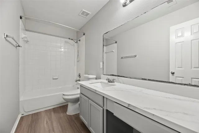 $2,200 | 7606 Hillsdale Park Court, Cypress, TX 77433