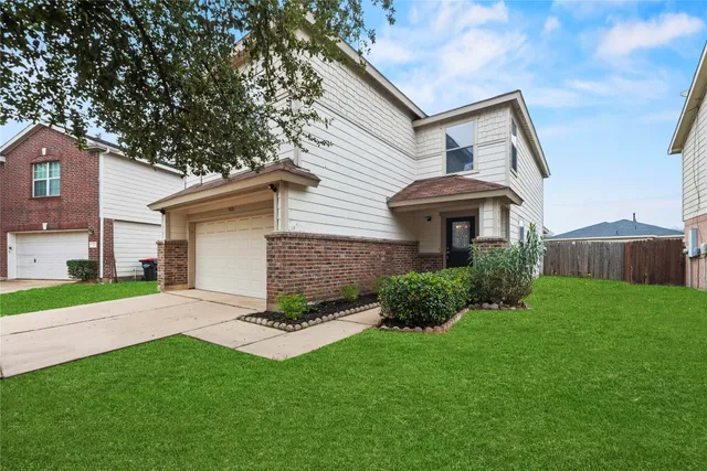 $2,200 | 7606 Hillsdale Park Court, Cypress, TX 77433