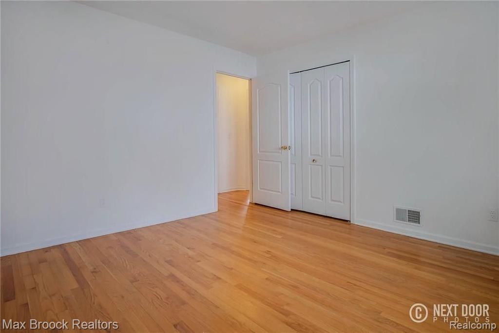 519 Misty Brook Lane Rochester Hills, MI 48307 - Photo 38 of 54