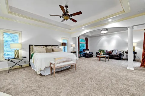 $2,850,000 | 16811 Grace Drive, Loch Lloyd, MO 64012